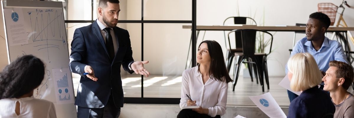 Erkek Yöneticiler İçin Etkili Liderlik İletişimi